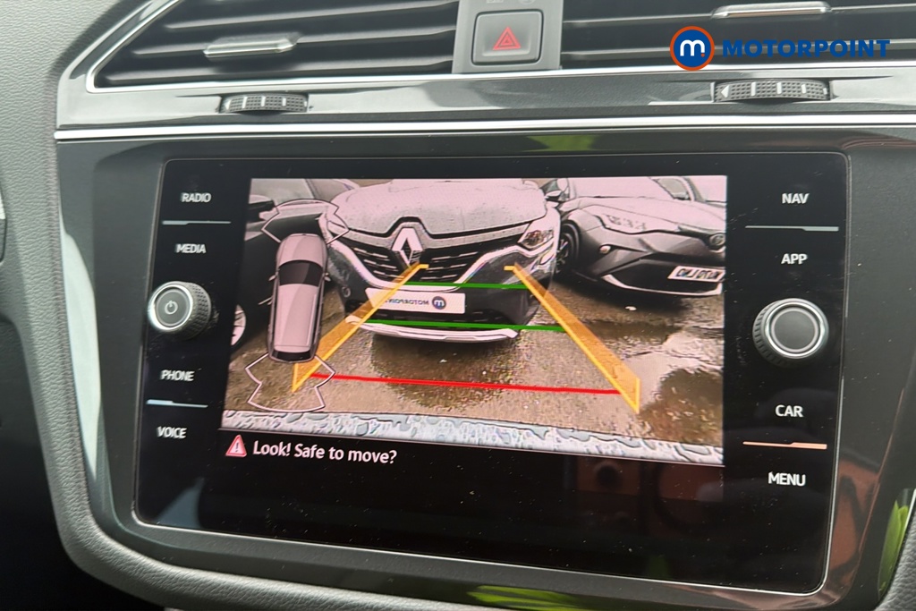 Volkswagen Tiguan Life Automatic Petrol SUV - Stock Number (1687729) - 13th supplementary image