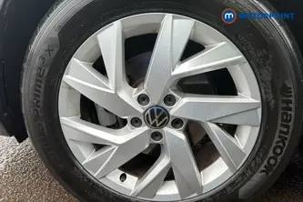 Volkswagen Tiguan Life Automatic Petrol SUV - Stock Number (1687729) - 44th supplementary image