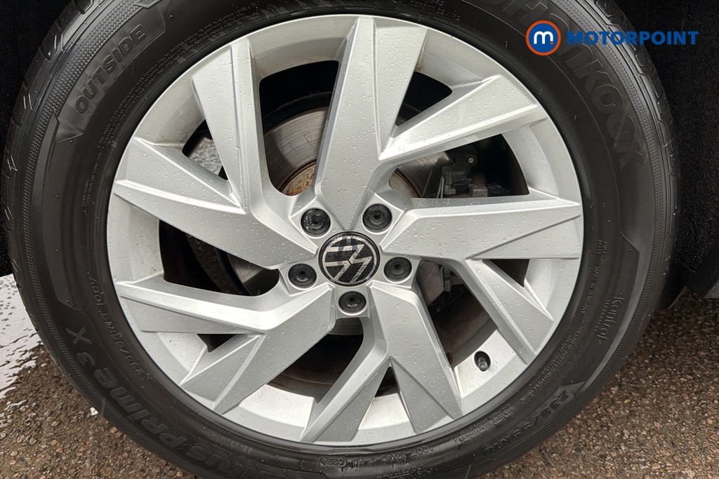 Volkswagen Tiguan Life Automatic Petrol SUV - Stock Number (1687729) - 46th supplementary image