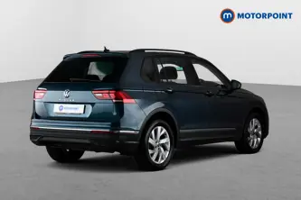 Volkswagen Tiguan Life Automatic Petrol SUV - Stock Number (1687729) - Passenger side rear corner