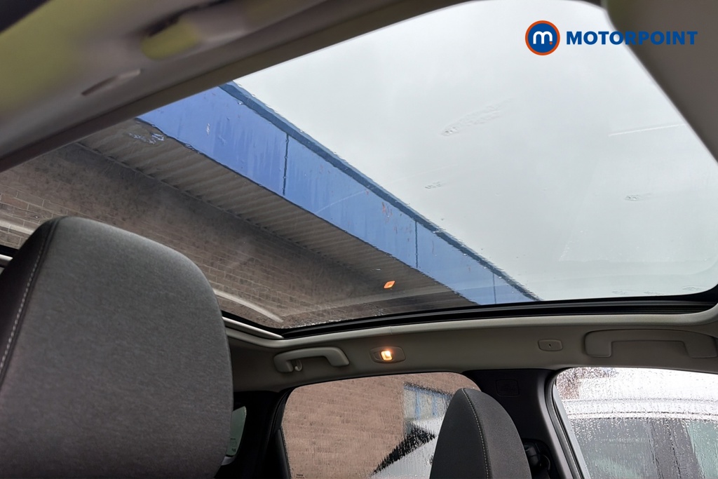 Nissan Qashqai N-Connecta Automatic Petrol-Electric Hybrid SUV - Stock Number (1688006) - 20th supplementary image