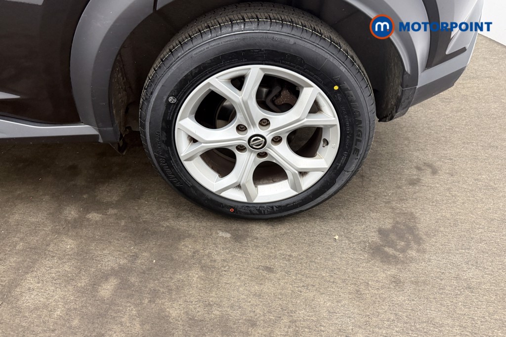 Nissan Juke N-Connecta Automatic Petrol SUV - Stock Number (1688089) - 26th supplementary image