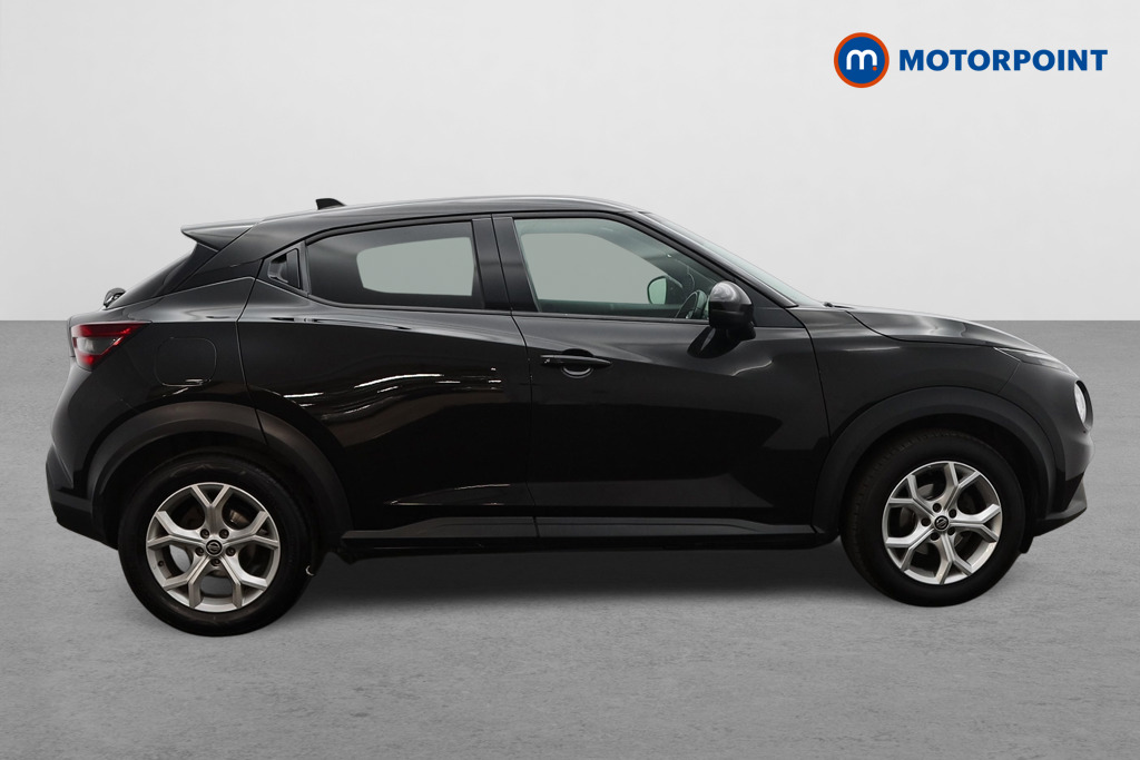 Nissan Juke N-Connecta Automatic Petrol SUV - Stock Number (1688089) - Drivers side