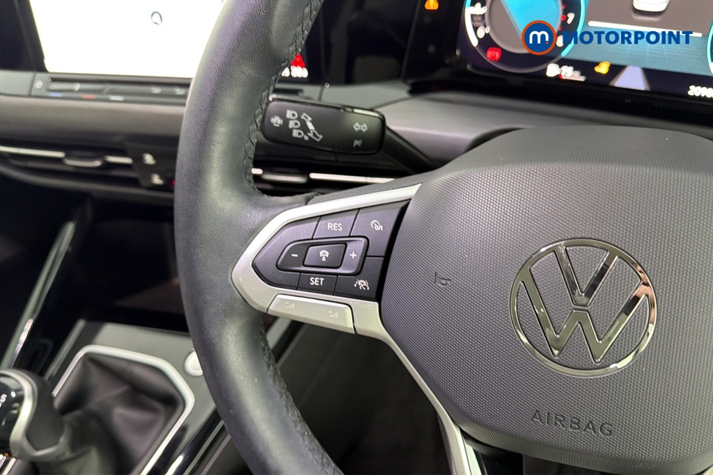 Volkswagen Golf Style Manual Petrol Hatchback - Stock Number (1688129) - 4th supplementary image