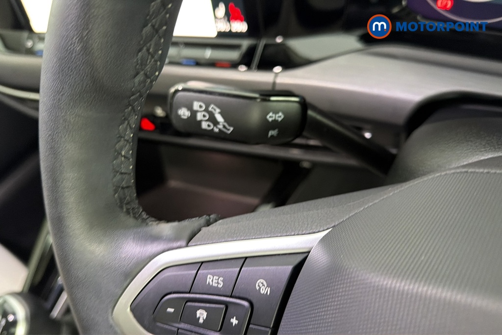 Volkswagen Golf Style Manual Petrol Hatchback - Stock Number (1688129) - 5th supplementary image