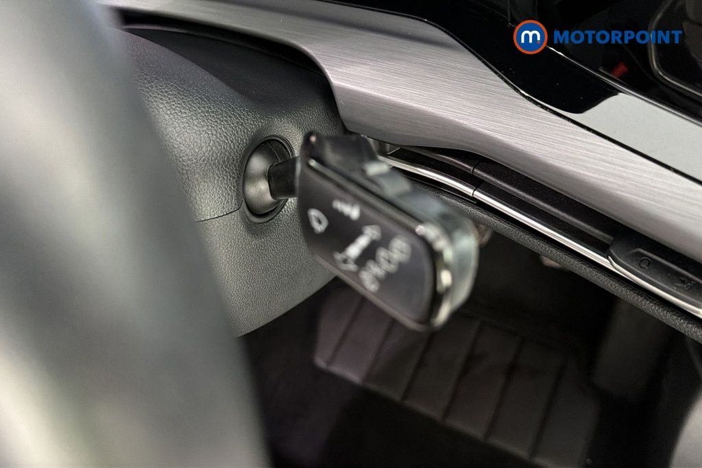 Volkswagen Golf Style Manual Petrol Hatchback - Stock Number (1688129) - 6th supplementary image