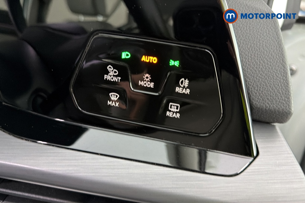 Volkswagen Golf Style Manual Petrol Hatchback - Stock Number (1688129) - 11th supplementary image