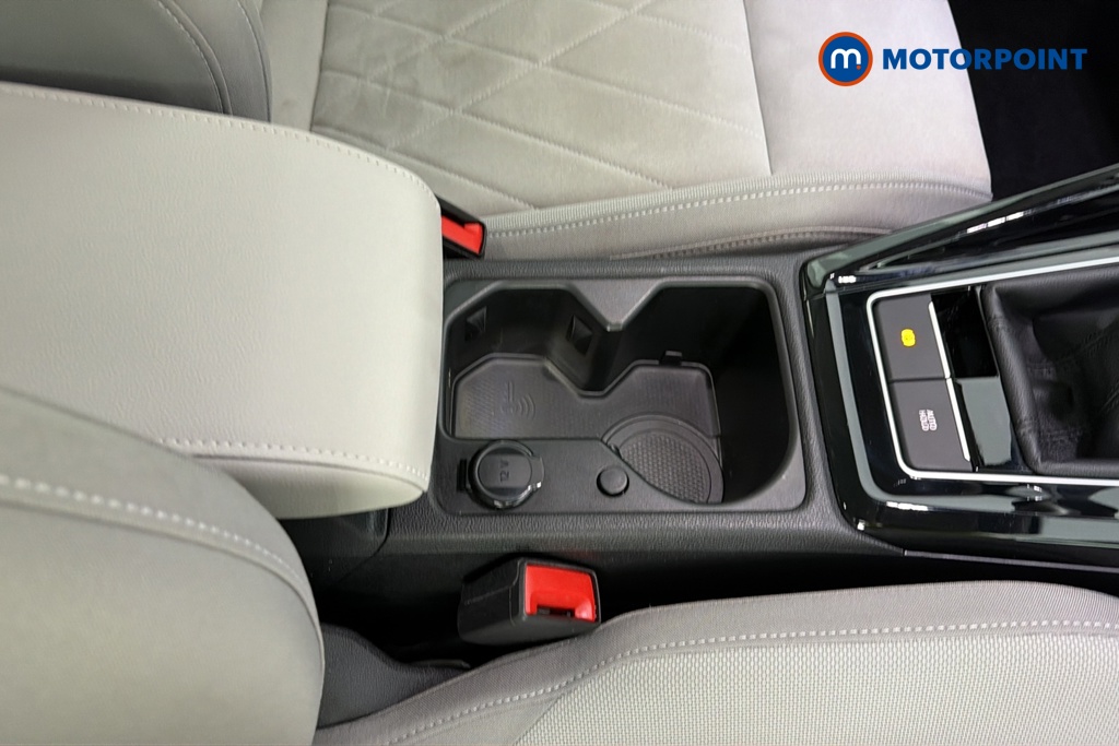 Volkswagen Golf Style Manual Petrol Hatchback - Stock Number (1688129) - 16th supplementary image