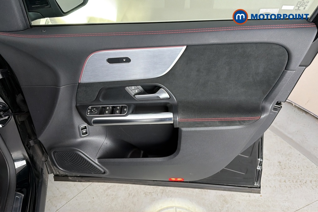 Mercedes-Benz EQA Amg Line Automatic Electric SUV - Stock Number (1688201) - 18th supplementary image