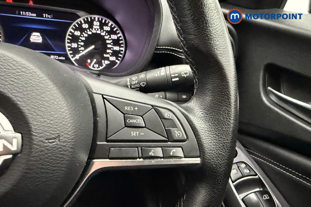 Nissan Juke N-Connecta Manual Petrol SUV - Stock Number (1688235) - 9th supplementary image