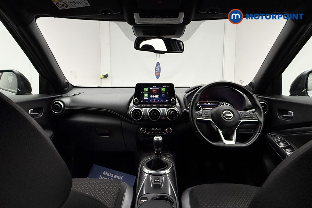 Nissan Juke N-Connecta Manual Petrol SUV - Stock Number (1688235) - 1st supplementary image