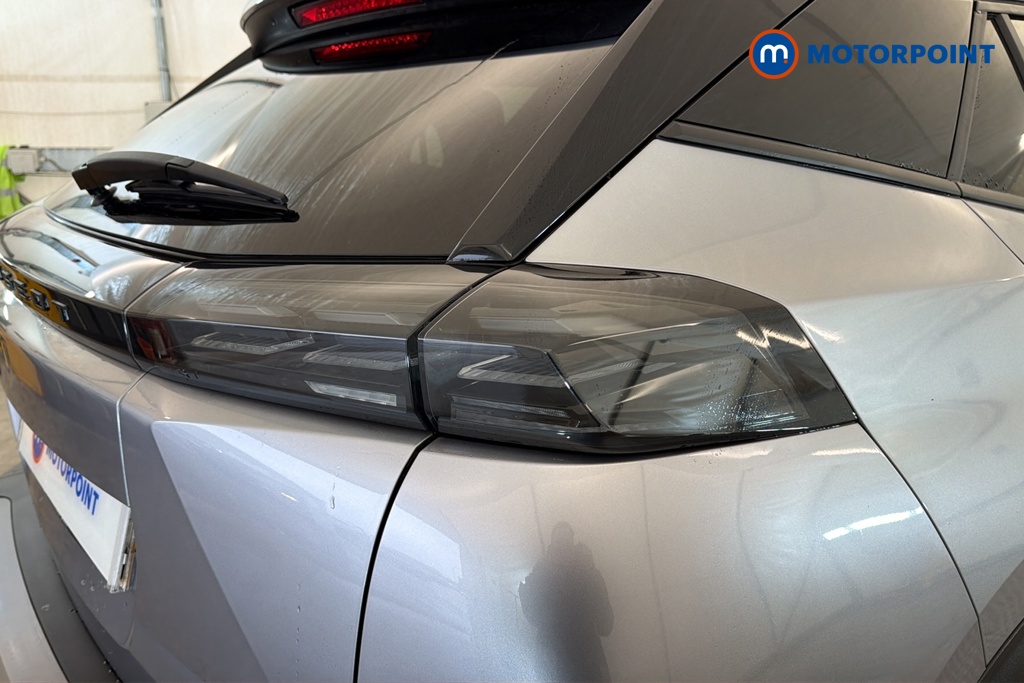 Peugeot 2008 Allure Manual Petrol SUV - Stock Number (1688306) - 36th supplementary image