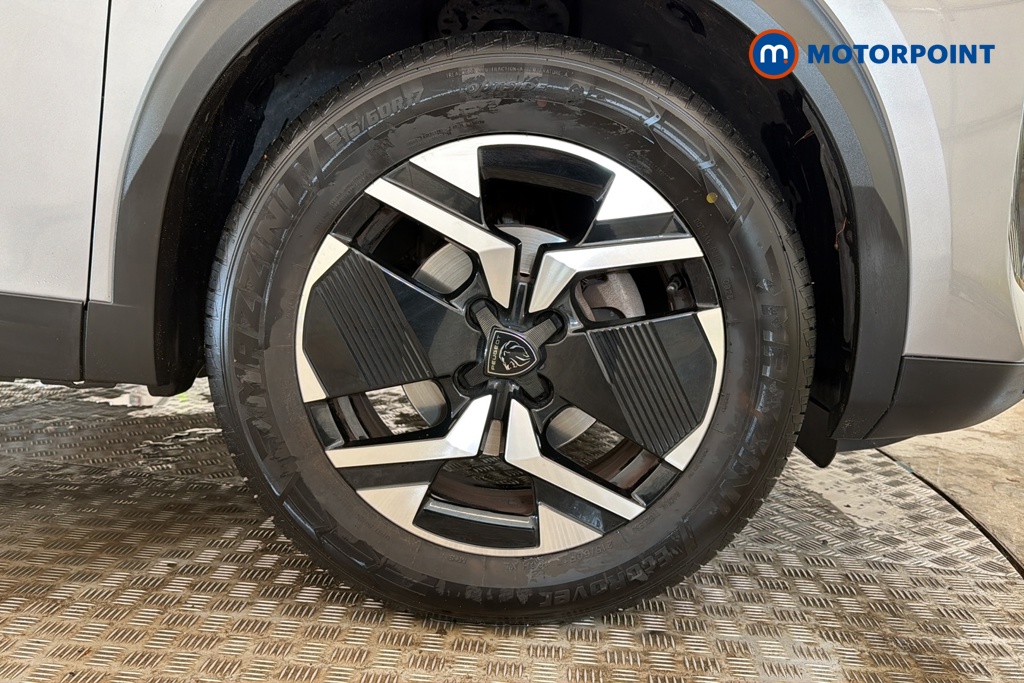 Peugeot 2008 Allure Manual Petrol SUV - Stock Number (1688306) - 47th supplementary image