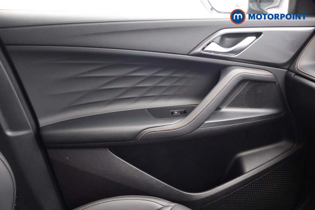Mg Motor Uk HS Trophy Automatic Petrol-Electric Hybrid SUV - Stock Number (1688790) - 7th supplementary image