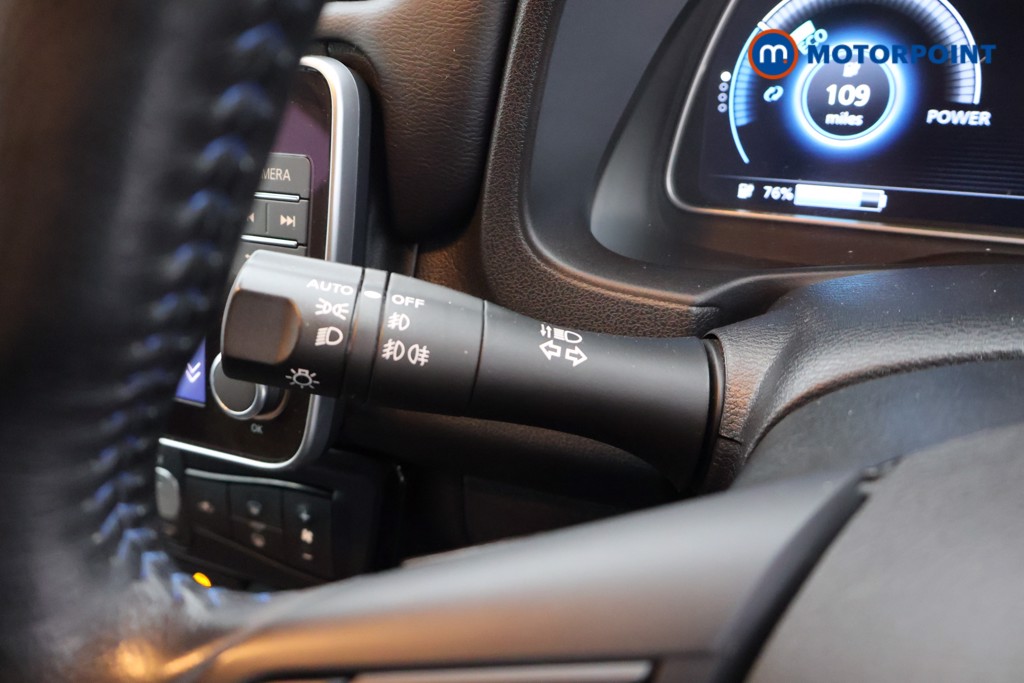Nissan Leaf Tekna Automatic Electric Hatchback - Stock Number (1688869) - 7th supplementary image