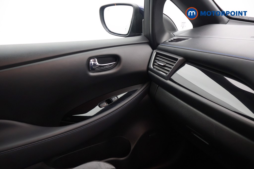 Nissan Leaf Tekna Automatic Electric Hatchback - Stock Number (1688869) - 14th supplementary image