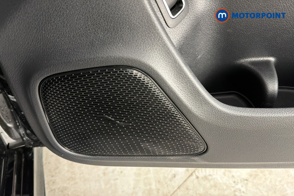 Mercedes-Benz CLA Amg Line Automatic Petrol Coupe - Stock Number (1689167) - 21st supplementary image
