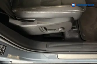 Volvo Xc40 Plus Automatic Petrol Plug-In Hybrid SUV - Stock Number (1689316) - 23rd supplementary image