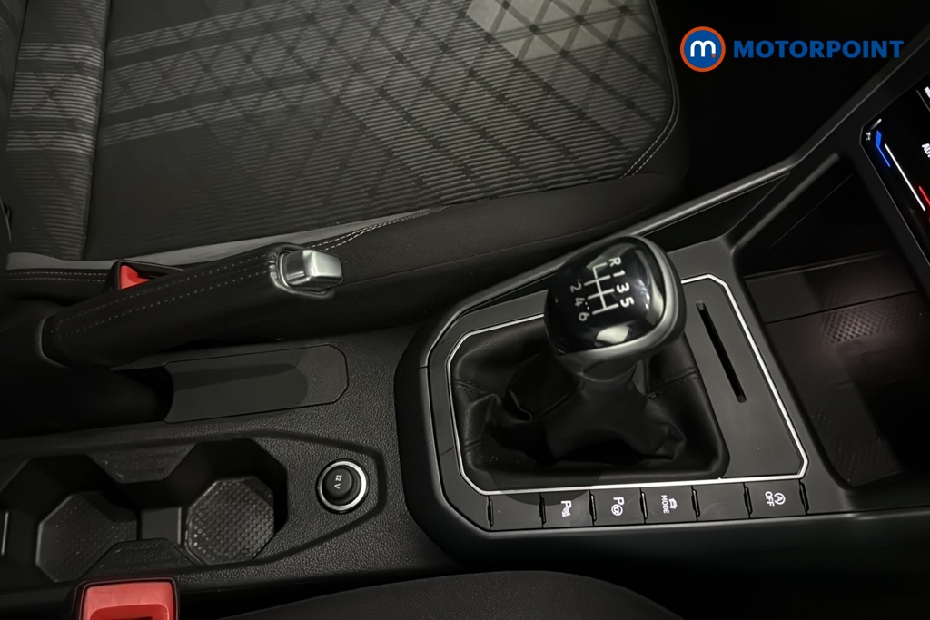 Volkswagen Taigo R-Line Manual Petrol SUV - Stock Number (1689385) - 15th supplementary image