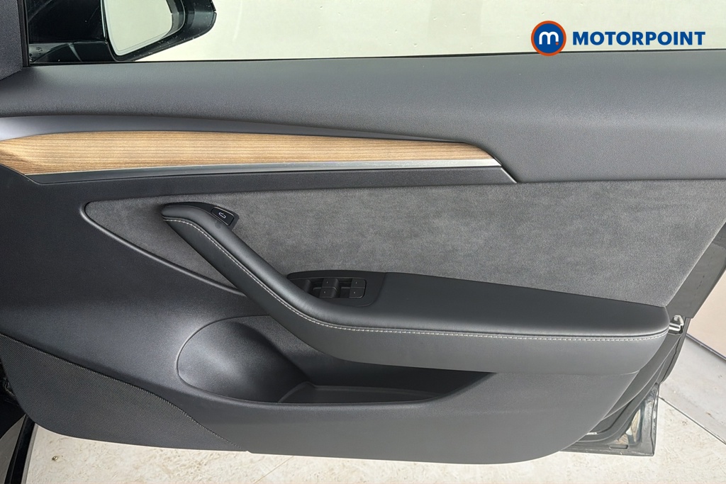 Tesla Model 3 Standard Plus Automatic Electric Saloon - Stock Number (1689431) - 18th supplementary image