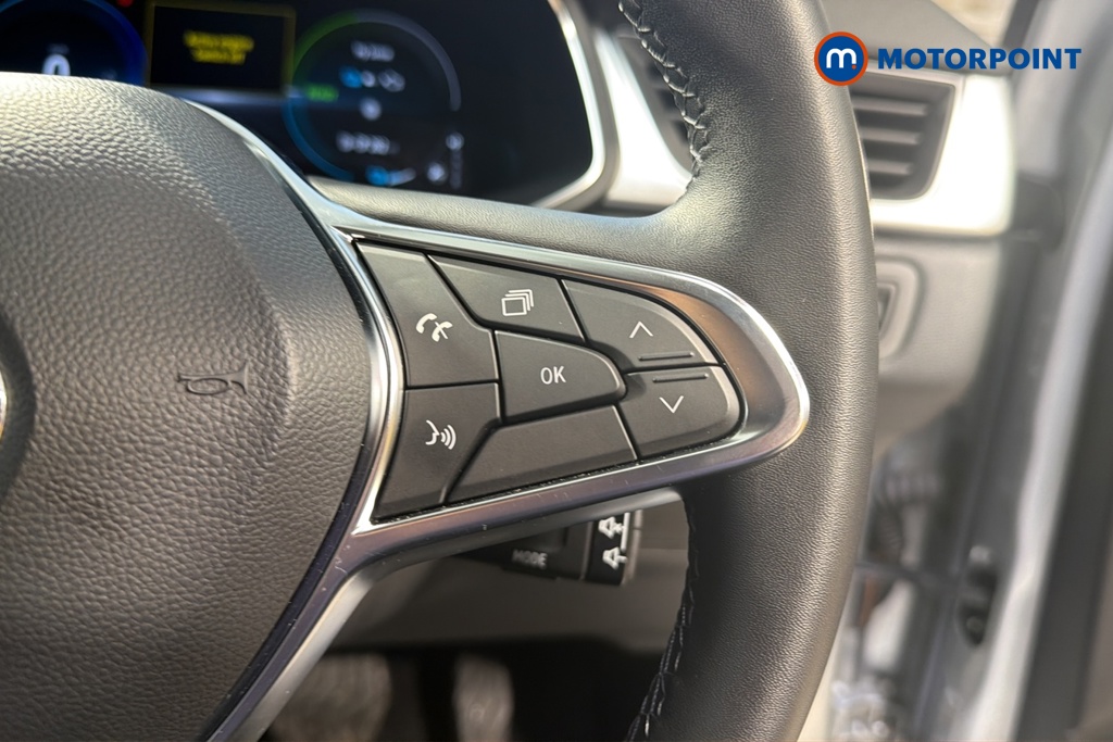 Renault Captur Techno Automatic Petrol Plug-In Hybrid SUV - Stock Number (1689564) - 3rd supplementary image