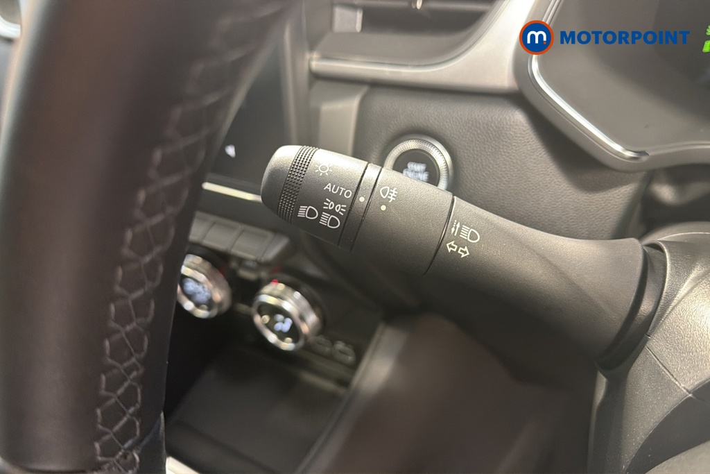 Renault Captur Techno Automatic Petrol Plug-In Hybrid SUV - Stock Number (1689564) - 5th supplementary image