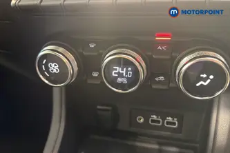 Renault Captur Techno Automatic Petrol Plug-In Hybrid SUV - Stock Number (1689564) - 12th supplementary image