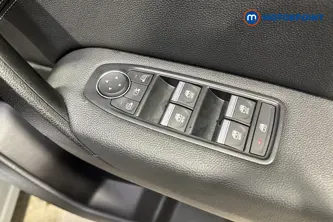 Renault Captur Techno Automatic Petrol Plug-In Hybrid SUV - Stock Number (1689564) - 19th supplementary image