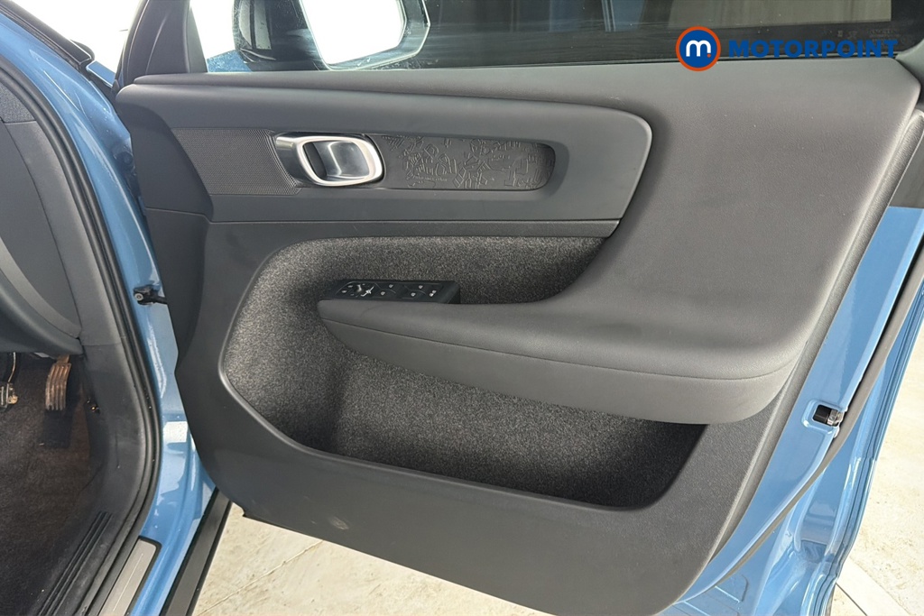 Volvo Xc40 Twin Core Automatic Electric SUV - Stock Number (1689583) - 18th supplementary image
