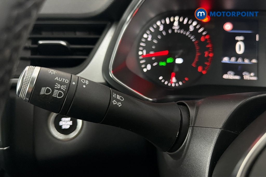 Renault Captur Iconic Manual Petrol SUV - Stock Number (1689788) - 11th supplementary image