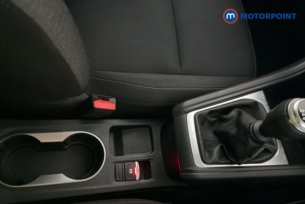 Renault Captur Iconic Manual Petrol SUV - Stock Number (1689788) - 15th supplementary image