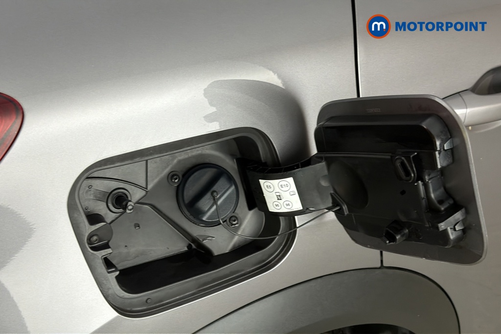 Renault Captur Iconic Manual Petrol SUV - Stock Number (1689788) - 41st supplementary image