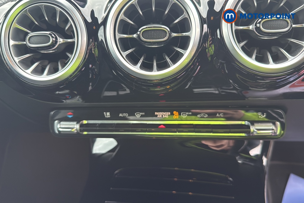 Mercedes-Benz CLA Amg Line Automatic Petrol Coupe - Stock Number (1689810) - 12th supplementary image