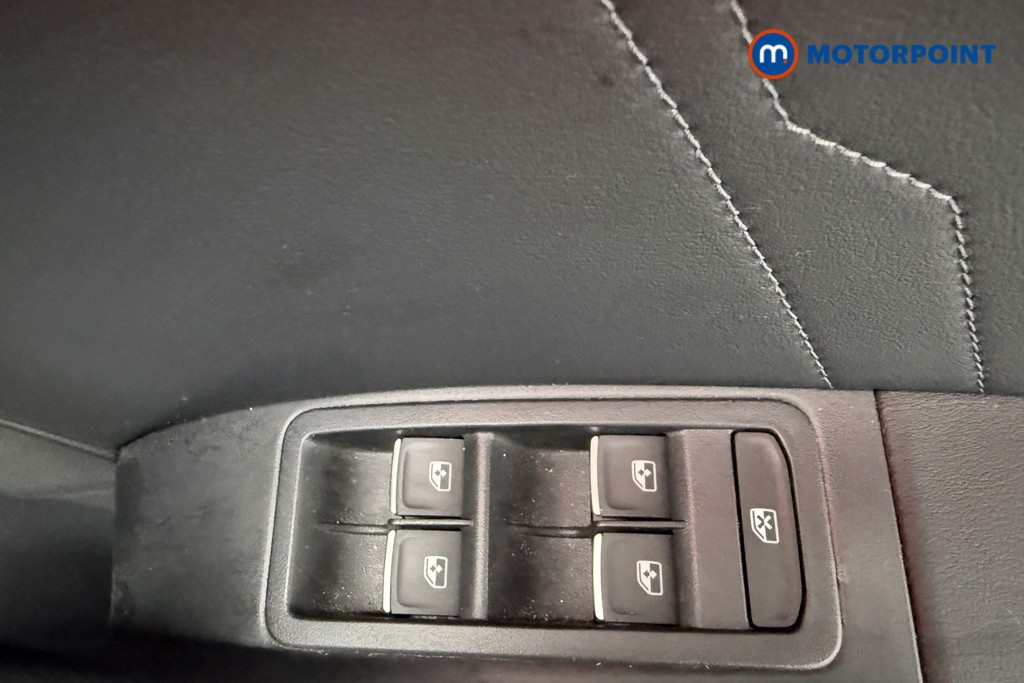 Seat Ateca Fr Black Edition Automatic Petrol SUV - Stock Number (1689978) - 20th supplementary image