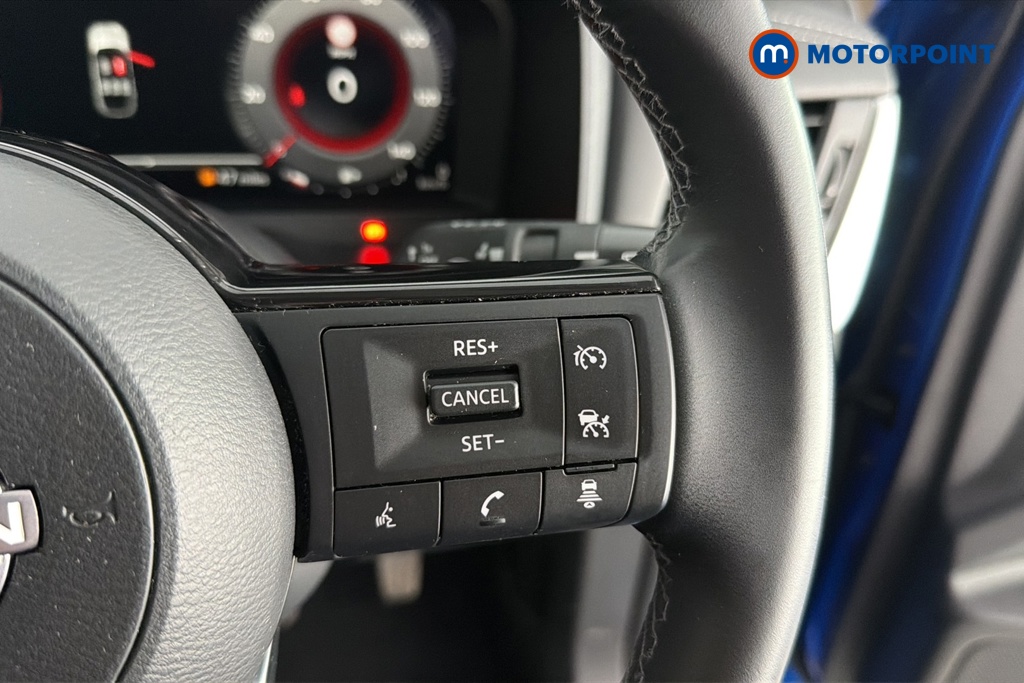 Nissan Qashqai N-Connecta Manual Petrol SUV - Stock Number (1690257) - 3rd supplementary image