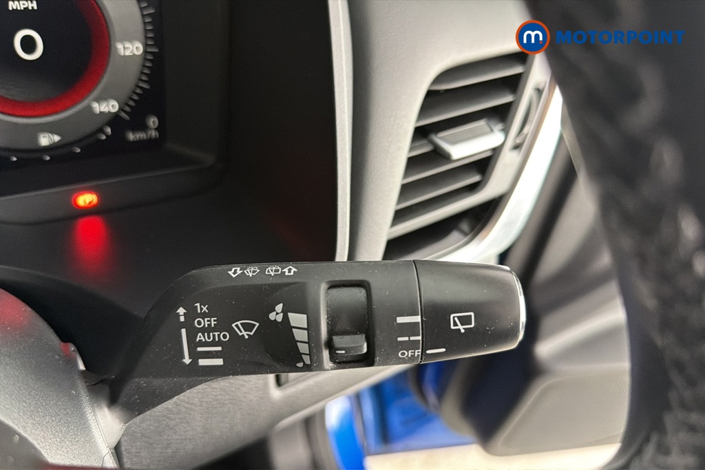 Nissan Qashqai N-Connecta Manual Petrol SUV - Stock Number (1690257) - 6th supplementary image