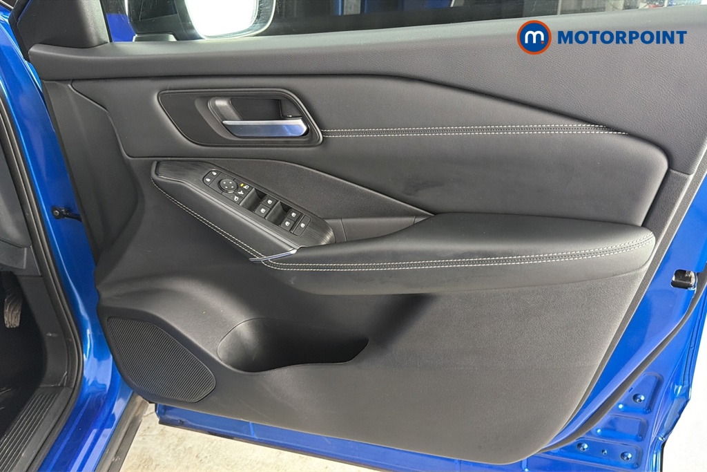 Nissan Qashqai N-Connecta Manual Petrol SUV - Stock Number (1690257) - 18th supplementary image