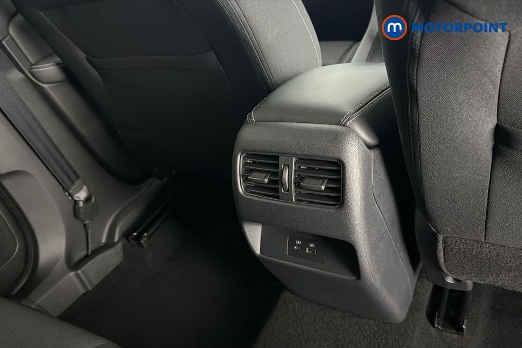 Nissan Qashqai N-Connecta Manual Petrol SUV - Stock Number (1690257) - 28th supplementary image