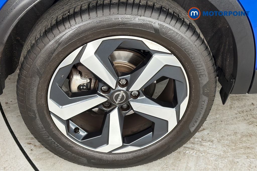 Nissan Qashqai N-Connecta Manual Petrol SUV - Stock Number (1690257) - 46th supplementary image