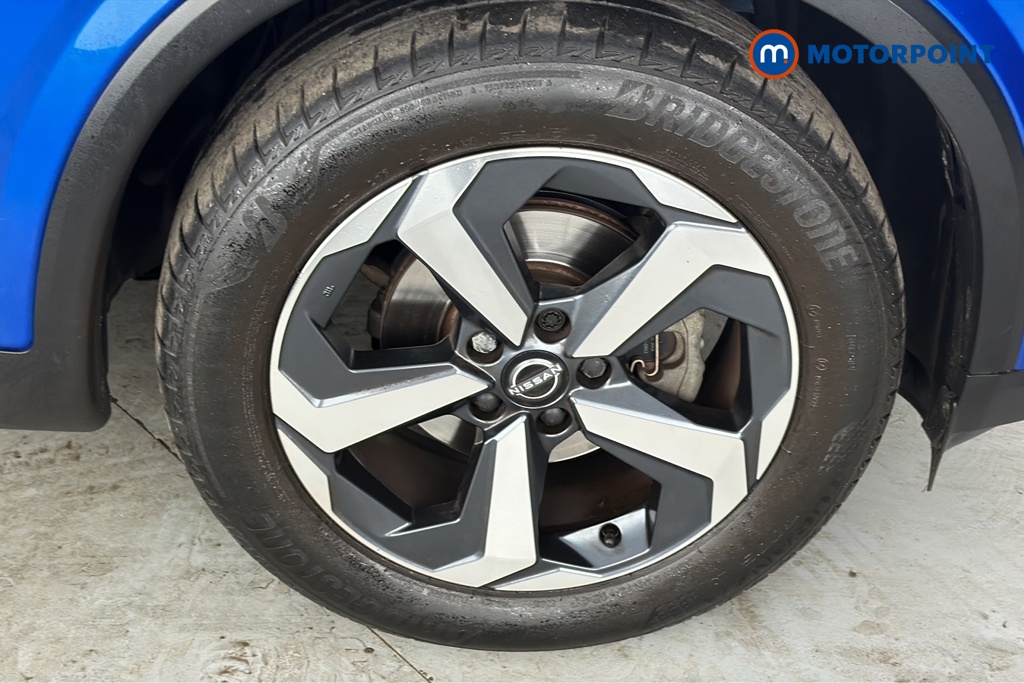 Nissan Qashqai N-Connecta Manual Petrol SUV - Stock Number (1690257) - 47th supplementary image