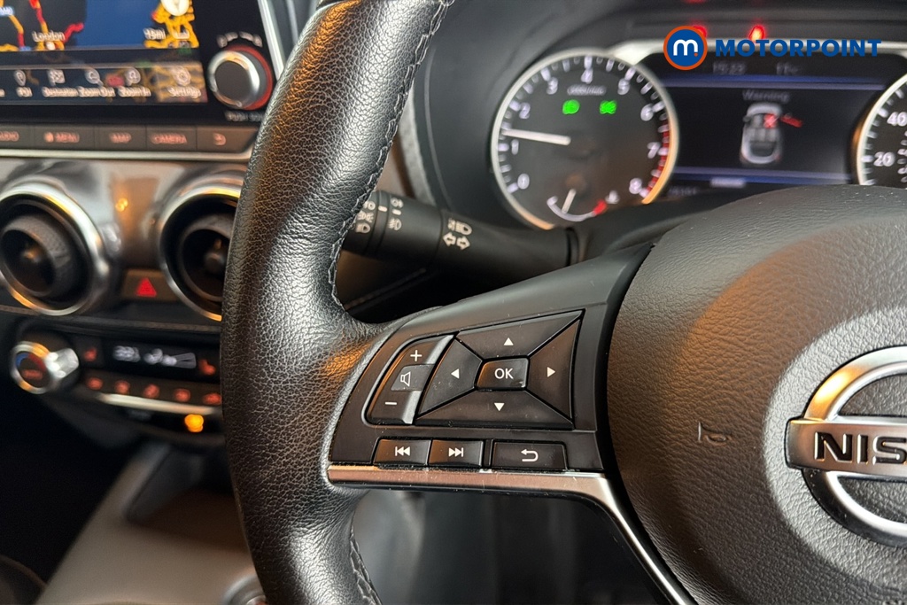 Nissan Juke Tekna Manual Petrol SUV - Stock Number (1690260) - 4th supplementary image