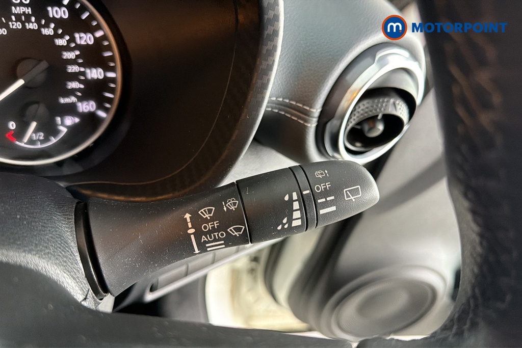 Nissan Juke Tekna Manual Petrol SUV - Stock Number (1690260) - 6th supplementary image