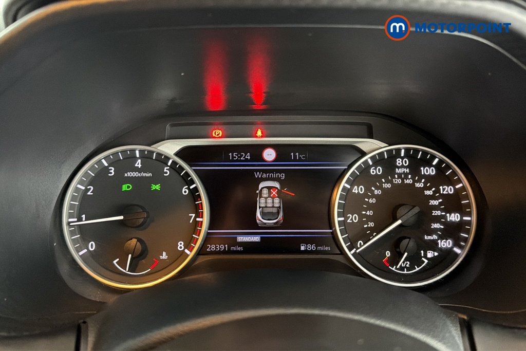 Nissan Juke Tekna Manual Petrol SUV - Stock Number (1690260) - 7th supplementary image