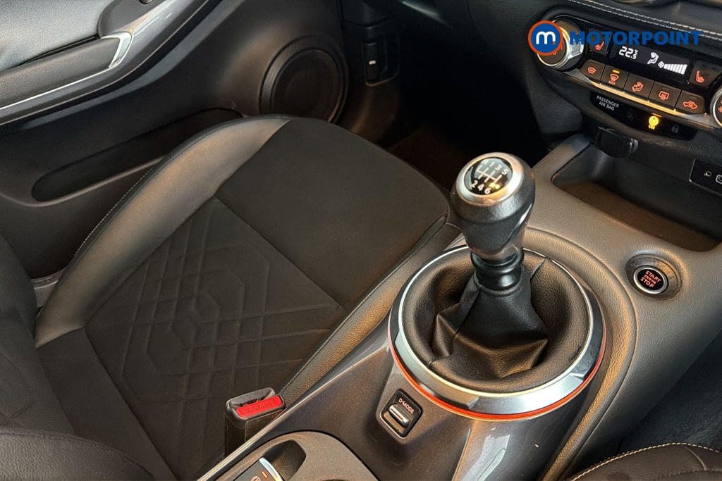 Nissan Juke Tekna Manual Petrol SUV - Stock Number (1690260) - 15th supplementary image