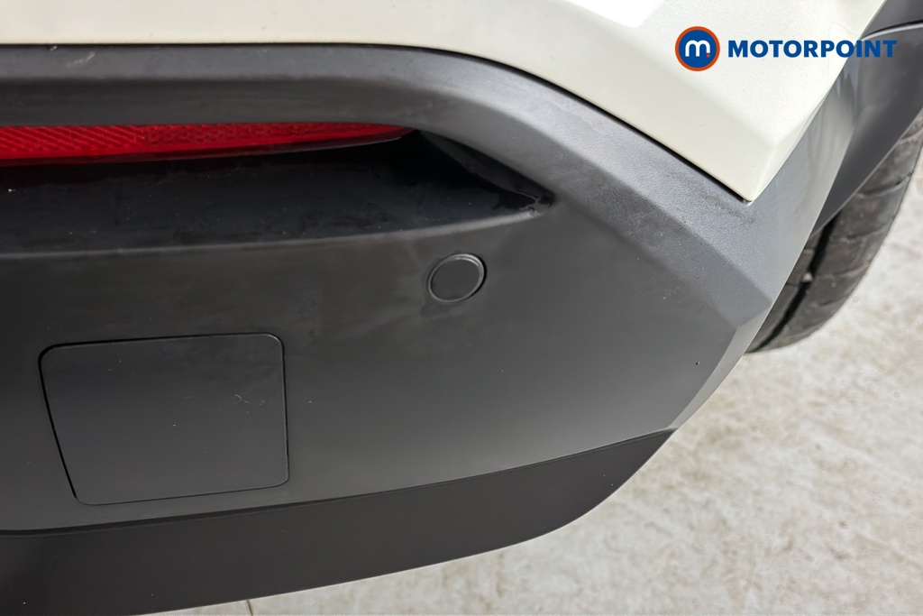 Nissan Juke Tekna Manual Petrol SUV - Stock Number (1690260) - 39th supplementary image