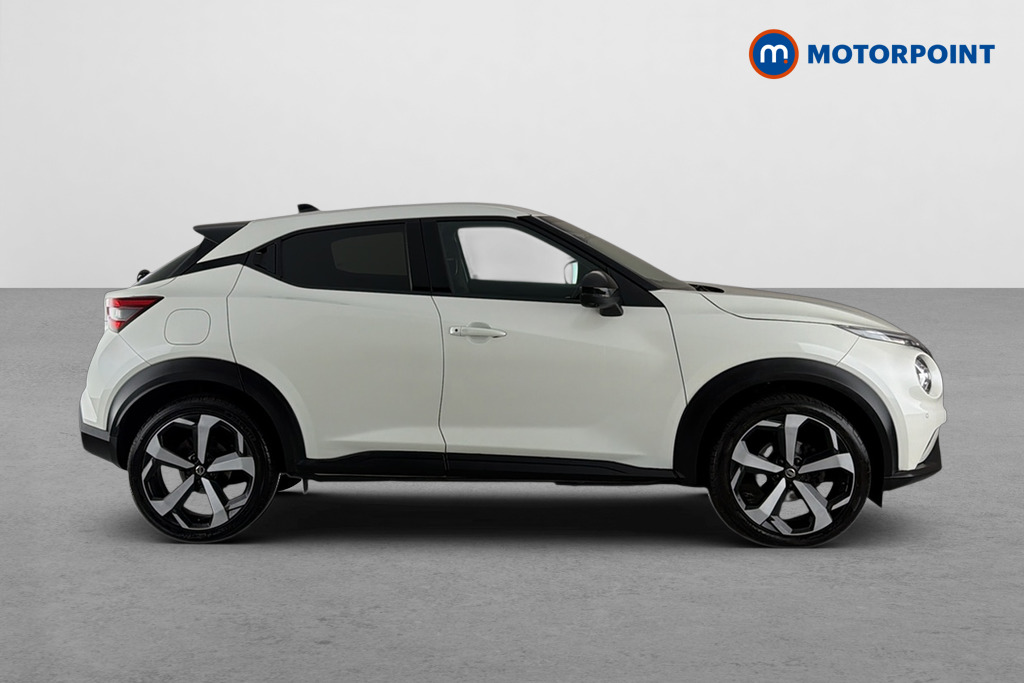 Nissan Juke Tekna Manual Petrol SUV - Stock Number (1690260) - Passenger side