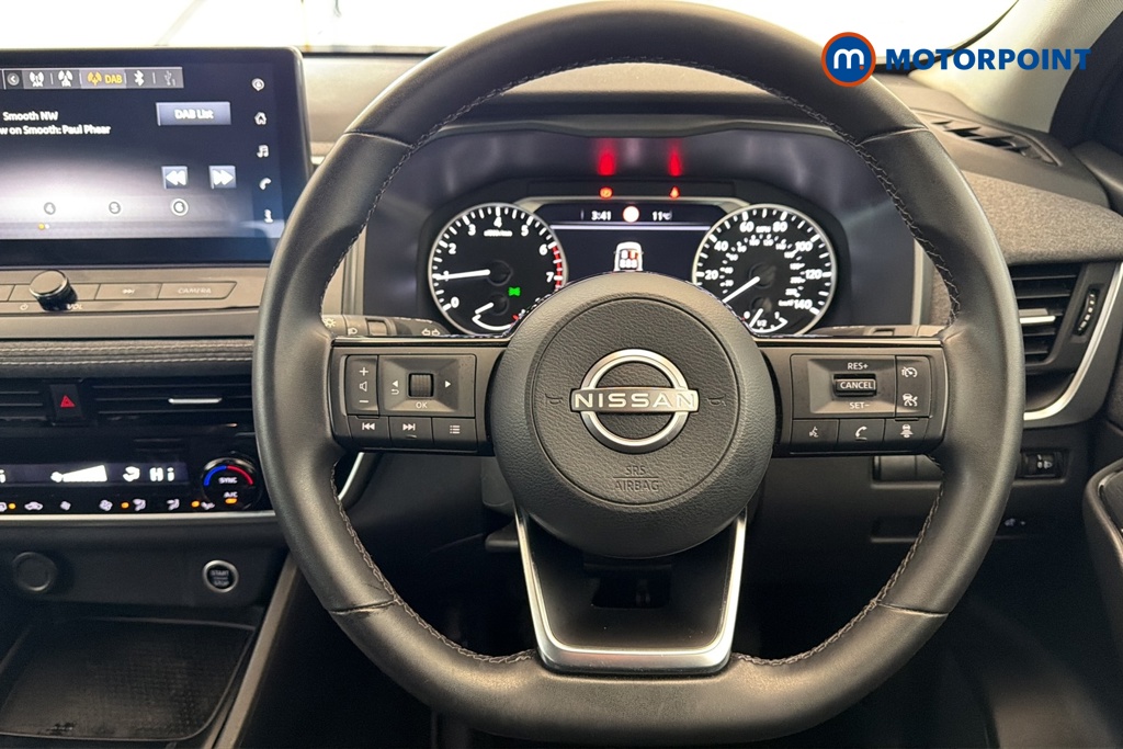 Nissan Qashqai Acenta Premium Manual Petrol SUV - Stock Number (1690308) - 2nd supplementary image