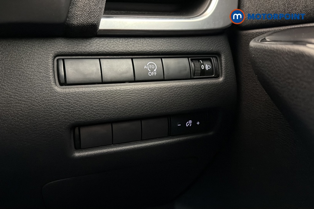 Nissan Qashqai Acenta Premium Manual Petrol SUV - Stock Number (1690308) - 11th supplementary image