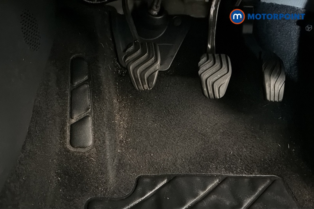 Nissan Qashqai Acenta Premium Manual Petrol SUV - Stock Number (1690308) - 24th supplementary image