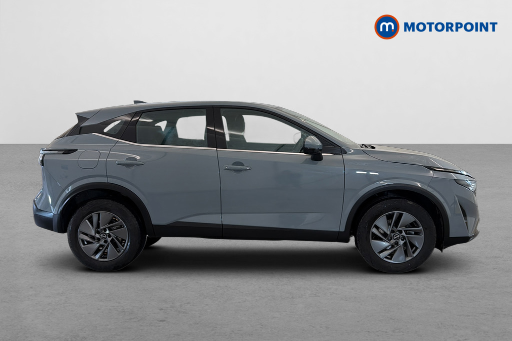 Nissan Qashqai Acenta Premium Manual Petrol SUV - Stock Number (1690308) - Passenger side